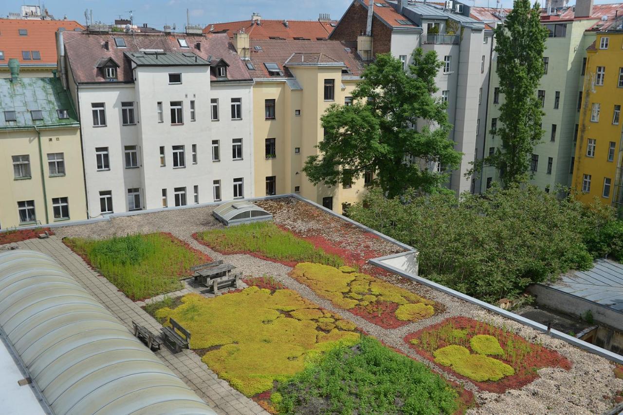 Prague Season Hotel Екстериор снимка