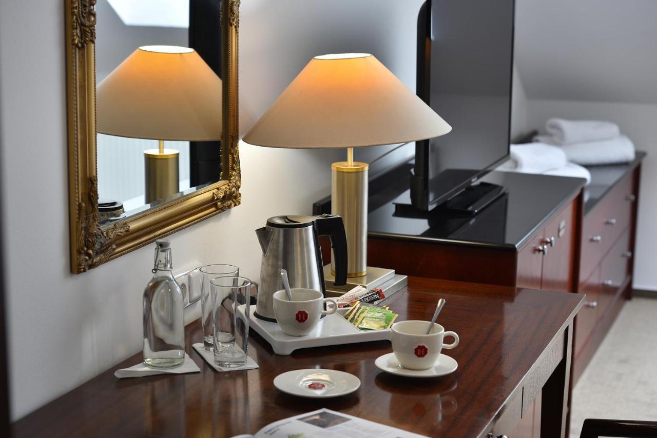 Prague Season Hotel Екстериор снимка