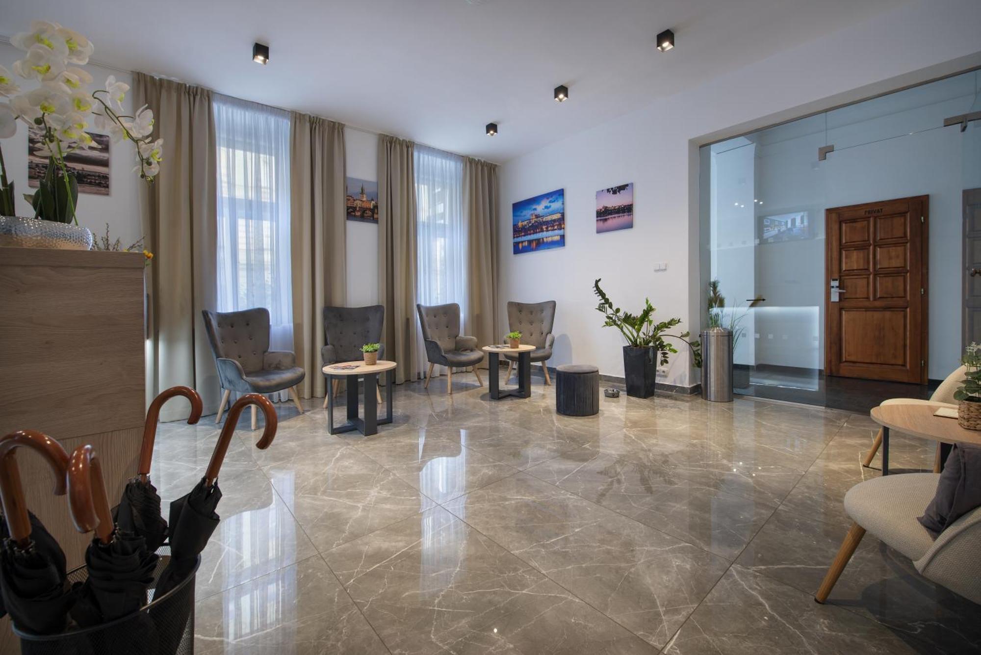 Prague Season Hotel Екстериор снимка